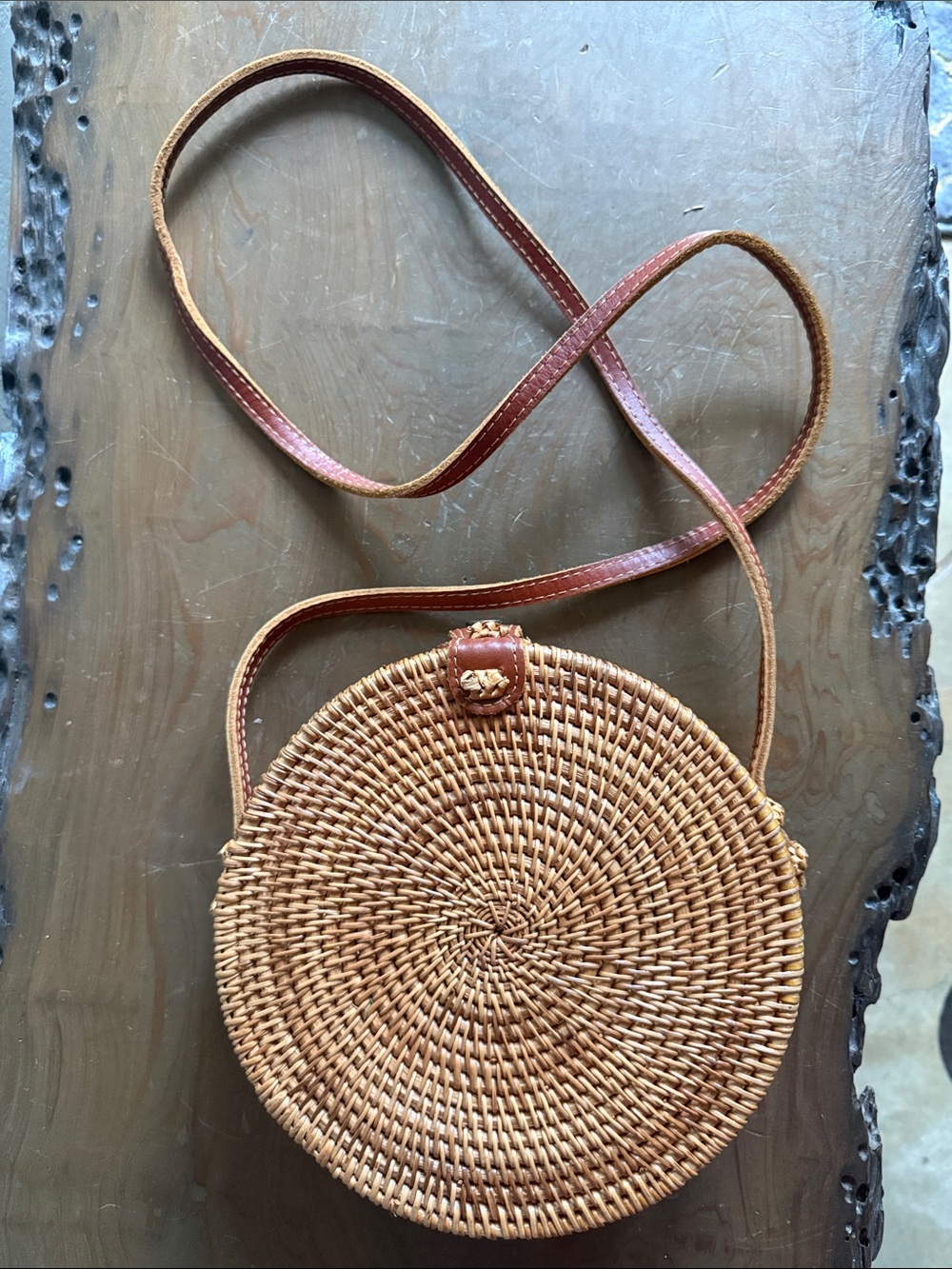 Round Woven Straw Crossbody Bag in Natural Brown